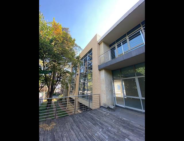 2,158M² OFFICE TO LET IN BRYANSTON